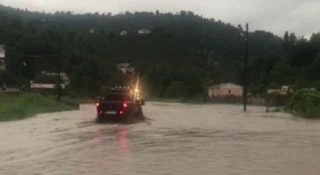 Cumhurbaşkanı Erdoğan, Giresun’da yaşanan sel ve heyelanla ilgili Bakan Soylu’dan bilgi aldı