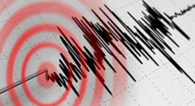 Pakistan'da 5,4 büyüklüğünde deprem