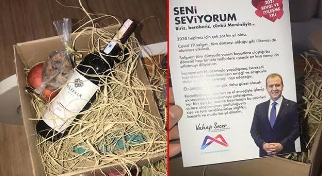 CHP'li belediye yılbaşı hediyesi şarap ve çerez