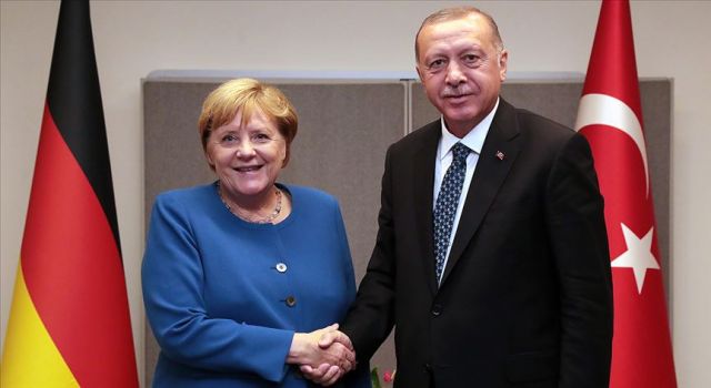 Cumhurbaşkanı Erdoğan, Merkel ile video konferans görüşmesi gerçekleştirdi