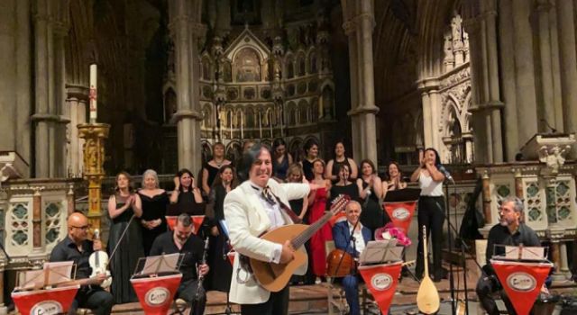 Londra TSM Korosu'ndan St John Kilisesi'nde Türk Müziği Esintisi