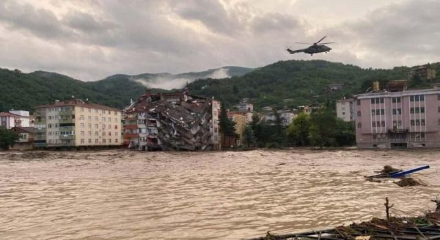 Karadeniz'de sel felaketi: Ölü sayısı 27'ye yükseldi