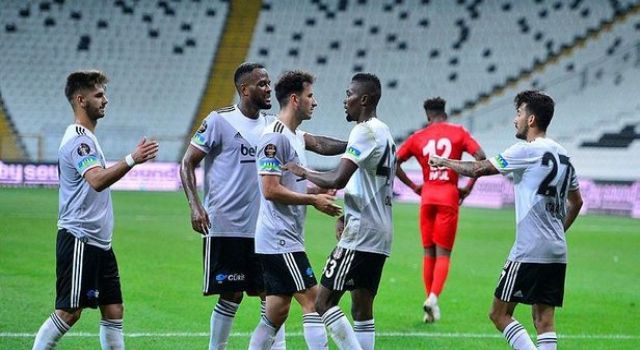 Beşiktaş 2-0'dan döndü! 3 puanı aldı