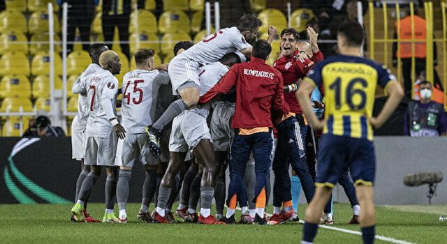 Fenerbahçe'ye Kadıköy'de dağıldı