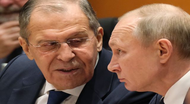 AB'den Putin ve Lavrov'a yaptırım: Mal varlıklarının dondurulmasına karar verildi