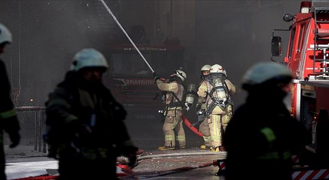 ​İstanbul Valiliği: Yangında 4 kişi öldü