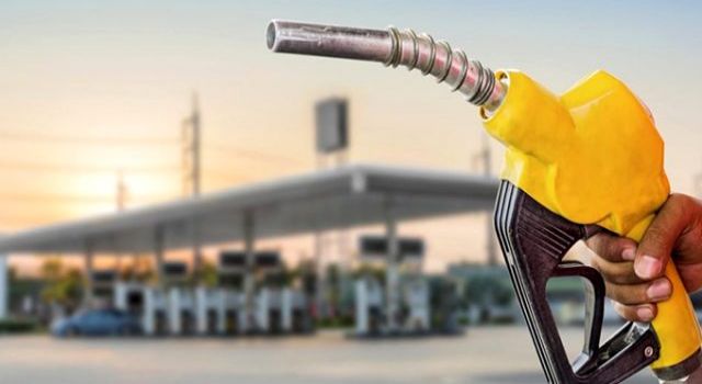 Brent petrol fiyatları yükseldi, benzin ve motorine gece yarısı zam geldi!