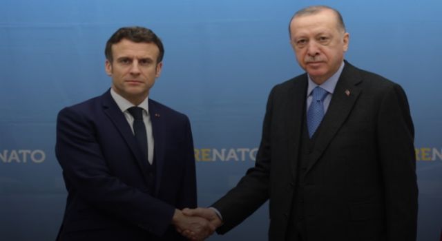 Cumhurbaşkanı Erdoğan, Fransa Cumhurbaşkanı Macron ile telefonda görüştü