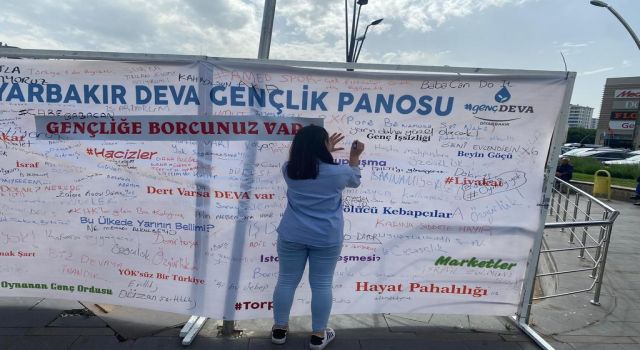 Kurtuluş, gençlerin hayal gücü ve emeğiyle gerçekleşecek