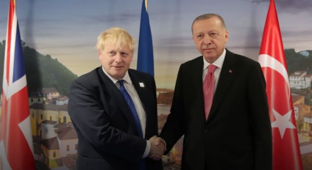 Cumhurbaşkanı Erdoğan’ın İngiltere Başbakanı Johnson ile görüştü