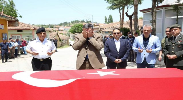 VALİ MUSTAFA ÇİFTÇİ KORE GAZİSİ ÖMER YAVUZ'UN CENAZE NAMAZINI KENDİSİ KILDIRDI