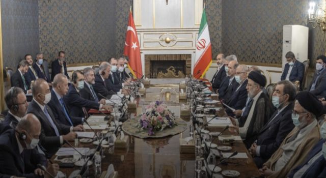 Türkiye ile İran arasında 8 anlaşma imzalandı