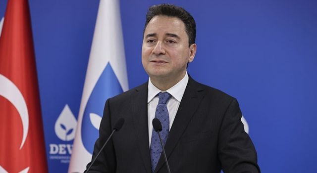 Ali Babacan’dan Erdoğan’a ‘Müjde’ Yanıtı: ‘Avrupa’yı gezen gençler nasıl otobüs bileti parasına muhtaç oldu?’