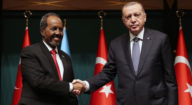 Cumhurbaşkanı Erdoğan, Somali Cumhurbaşkanı Mahmud ile telefonda görüştü