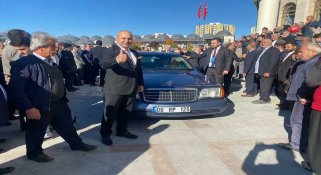 Cengiz Zor'dan Saadet Kongresine manidar katılım