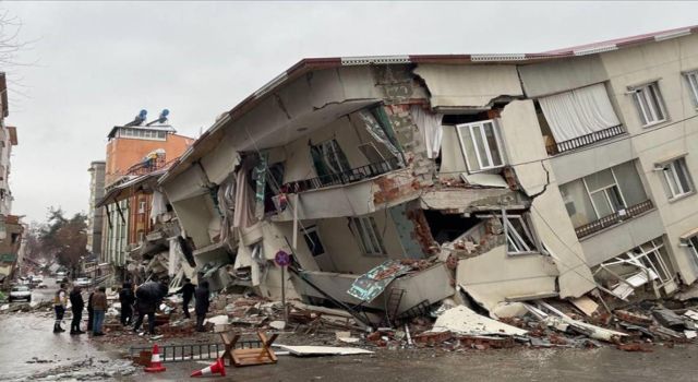 Deprem bölgesi için iki önemli karar Resmi Gazete'de yayımlandı