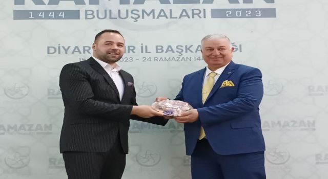 Sanatçı Ali Nayer'den "Yiğit Lider Fatih Erbakan"