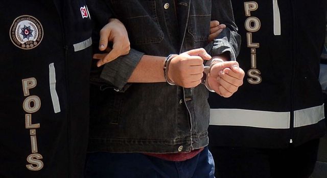 İstanbul'da FETÖ Üyelerine Yönelik Operasyonda 21 Şüpheli Yakalandı