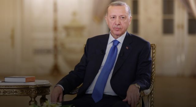 Cumhurbaşkanı Erdoğan, Atina ziyareti öncesinde Yunan Kathimerini gazetesine konuştu "Yunanistan Türkiye'nin hasmı değil, içinde bulunduğu ittifakın kıymetli bir üyesi"