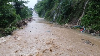 Trabzon'da sel ve heyelan: 1 ölü!