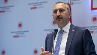 Adalet Bakanı Gül'den yeni anayasa paylaşımı