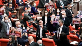 HDP kapatılsa bile vekillikleri devam edecek