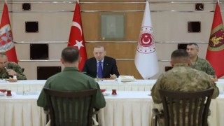 Cumhurbaşkanı Recep Tayyip Erdoğan Askerle ile birlikte İftar Yaptı