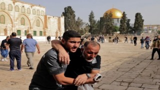 Filistin Aksa'yı savunuyor biz neredeyiz