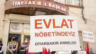 Evlat nöbetinde iki yılı geride bıraktılar