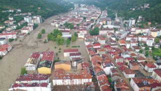 Kastamonu ve Sinop'ta sel: Can kaybı yükseliyor