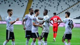 Beşiktaş 2-0'dan döndü! 3 puanı aldı