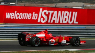 İstanbul Park'ta zafer Valteri Bottas'ın!