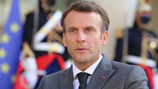 Macron 7 camiyi daha kapatıyor: Fransa’nın İslam’a bitmeyen kini