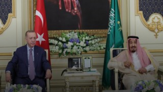 Cumhurbaşkanı Erdoğan: Bu seyahatimiz, dost ve kardeş Suudi Arabistan’la yeni bir dönemin kapılarını aralayacaktır