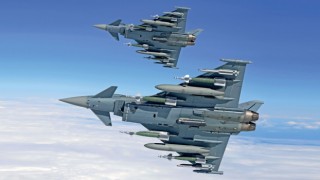 F-16'nın alternatifi: Türk yetkiliden Eurofighter Typhoon'a yeşil ışık