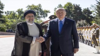 Erdoğan İran'da! Reisi ve Hamaney'le görüştü