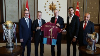 Cumhurbaşkanı Erdoğan, Trabzonspor heyetini kabul etti