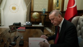 Cumhurbaşkanı Erdoğan 4 üniversiteye rektör atadı