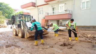 Aksaray Belediyesi Selin İzlerini Ortadan Kaldırıyor