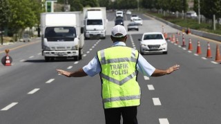 İSTANBUL'DA BAZI YOLLAR TRAFİĞE KAPATILIYOR